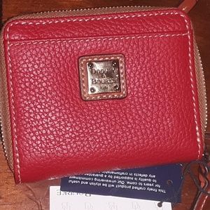 Dooney & Bourke zip around red wallet